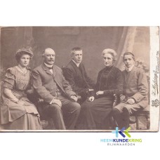 Peters -Hoegen vlnr Tilde- Theodoor Peters Hendrik, Carolien Peters -Hoegen en Herman Coll. Peters